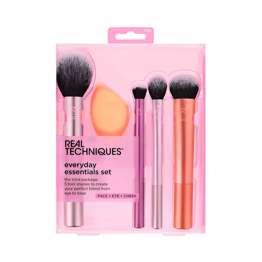 فرش المكياج الاساسي ريل تكنيك | Real Techniques Everyday Essentials Set - Barbie.phar