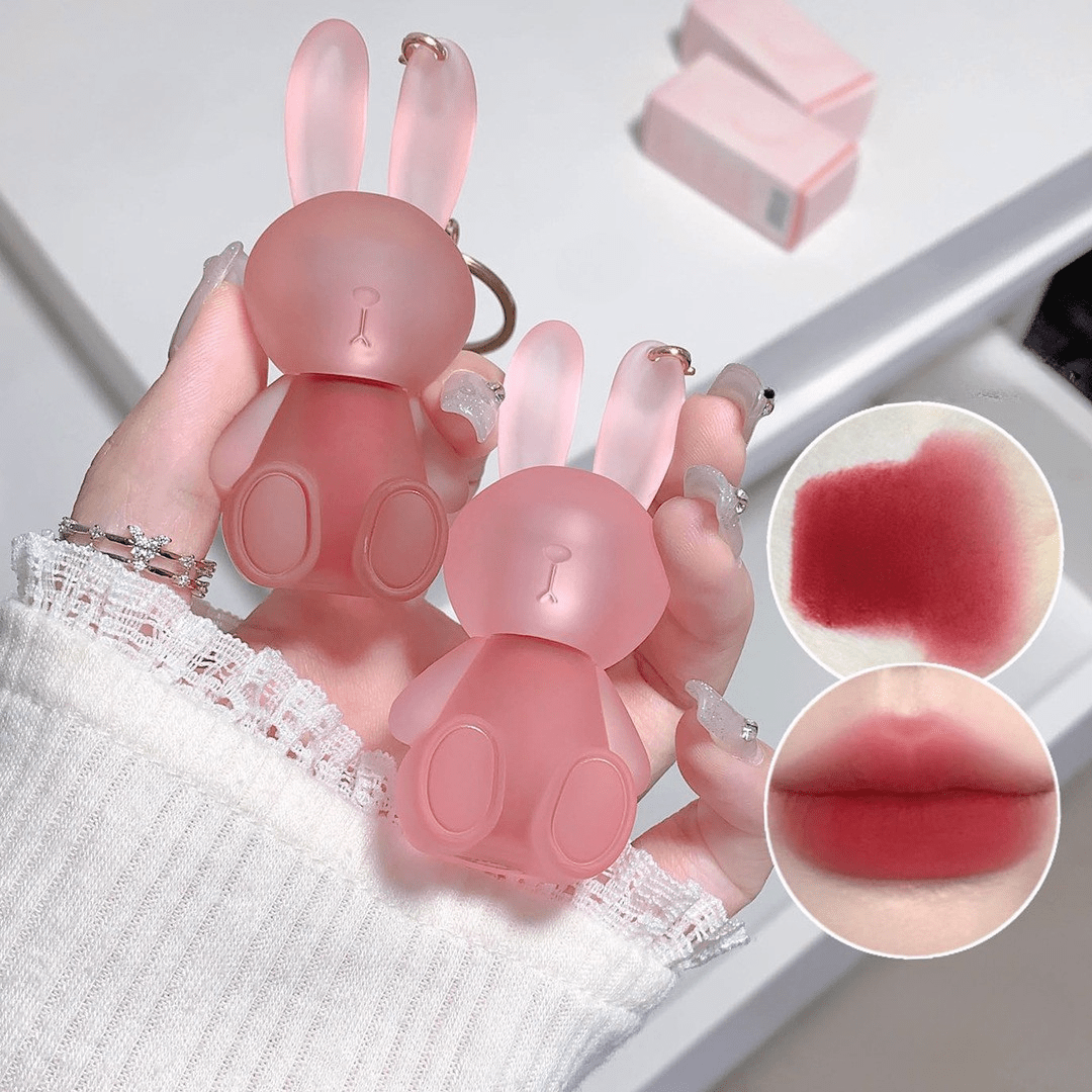 احمر شفاه ميدالية الارنب جيجي بير | Gege Bear Rabbit Keychain Lip Mud - Barbie.phar