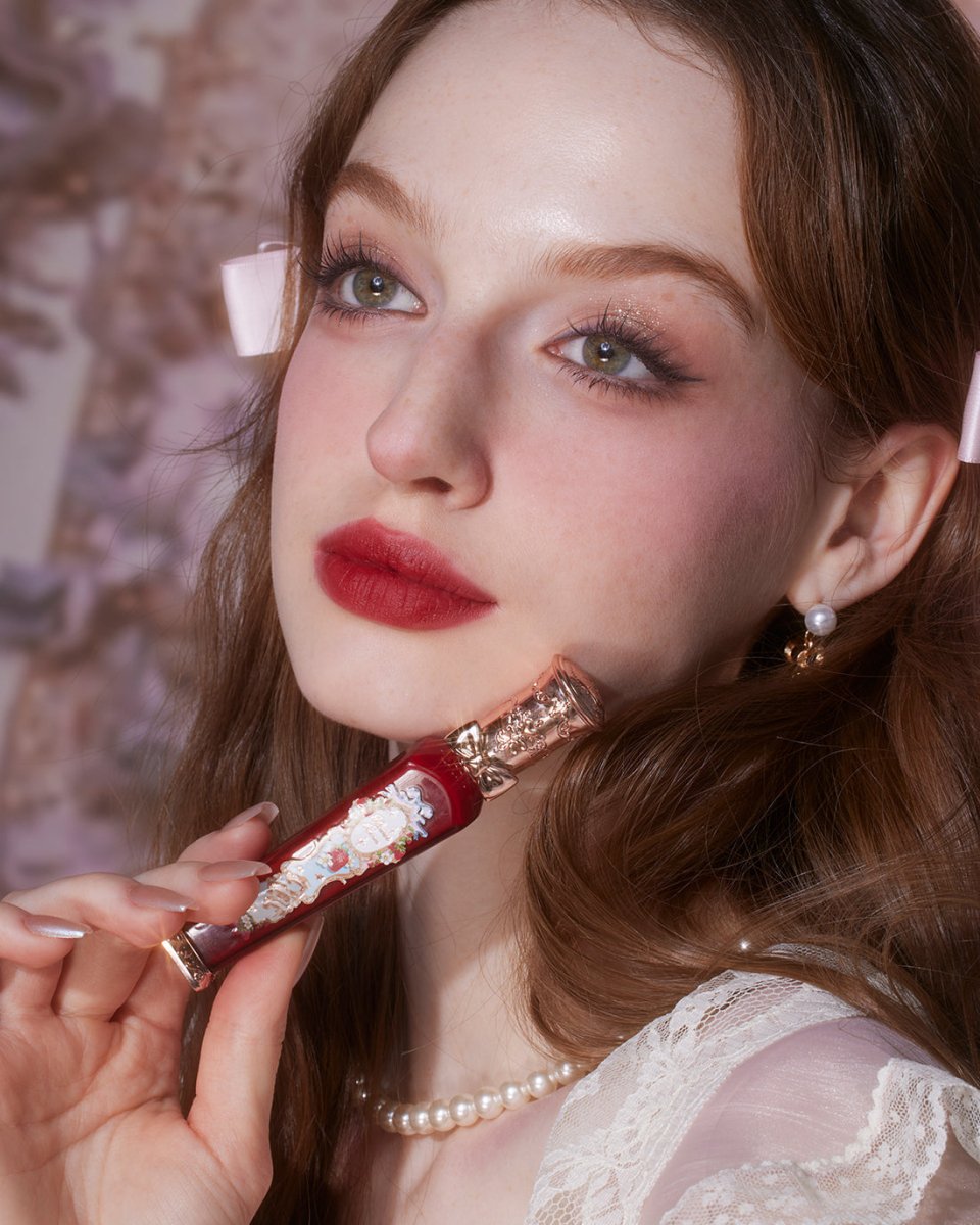 احمر شفاه ستروبيري فلاور نوز | Flower knows Strawberry Rococo Cloud Lip Cream - Barbie.phar