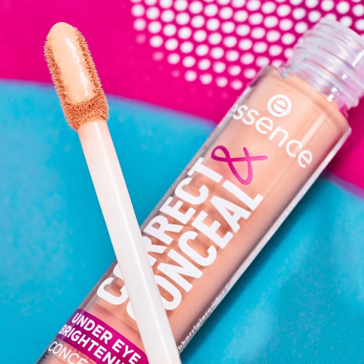 كونسيلر تحت العين ميديم ايسنس | Essence correct & conceal under eye brightening concealer medium - Barbie.phar
