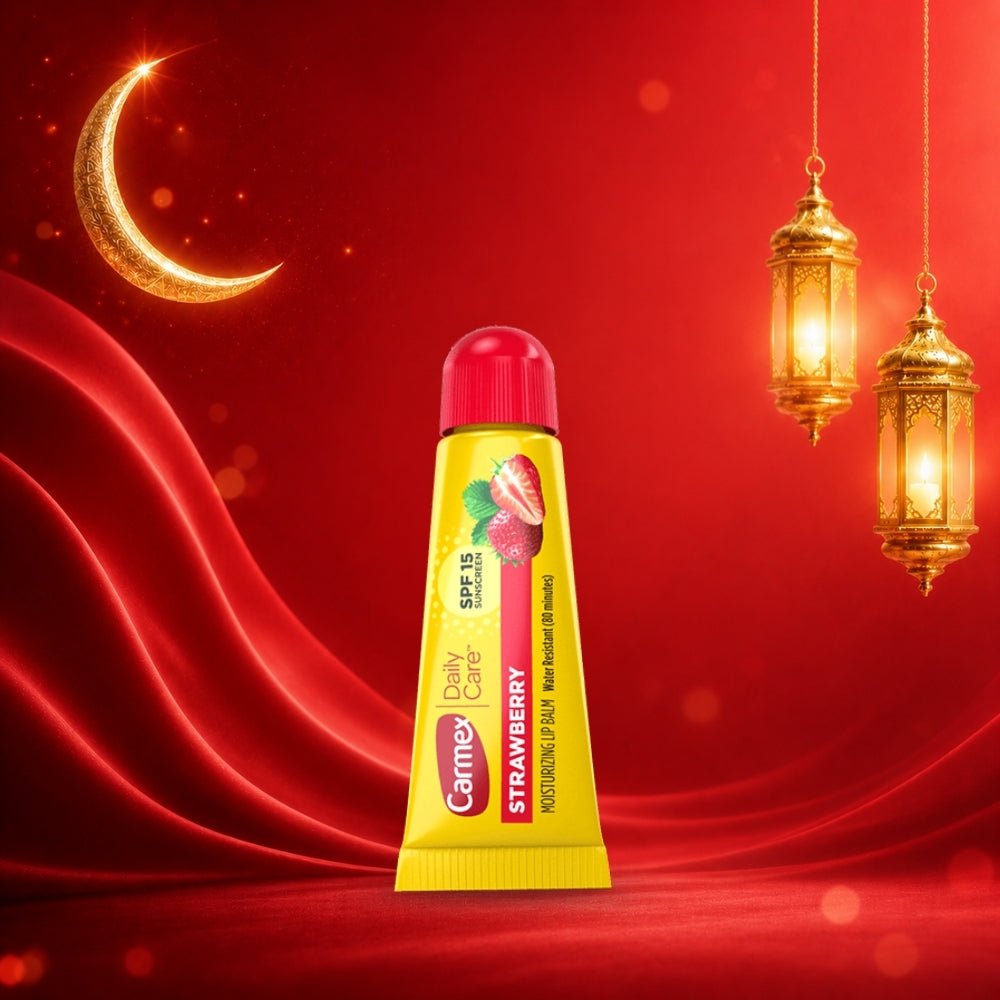 مرطب شفاه كارميكس فراولة - 10غرام | Carmex Moisturizing Lip Balm Strawberry - Barbie.phar
