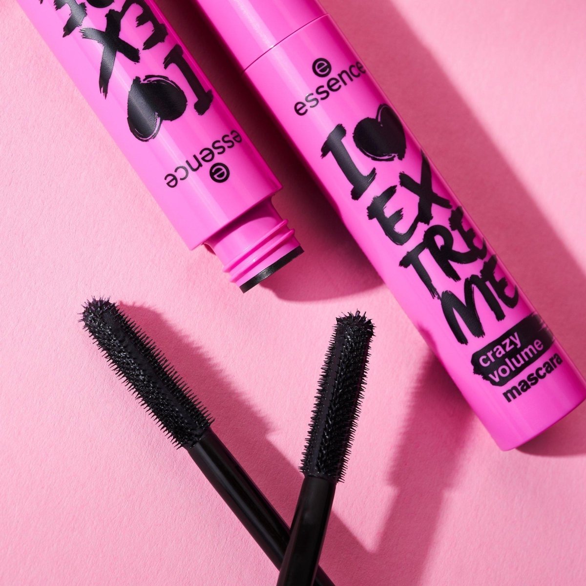 مسكارة اكستريم فوليوم ايسنس | Essence i love extreme crazy volume mascara - Barbie.phar