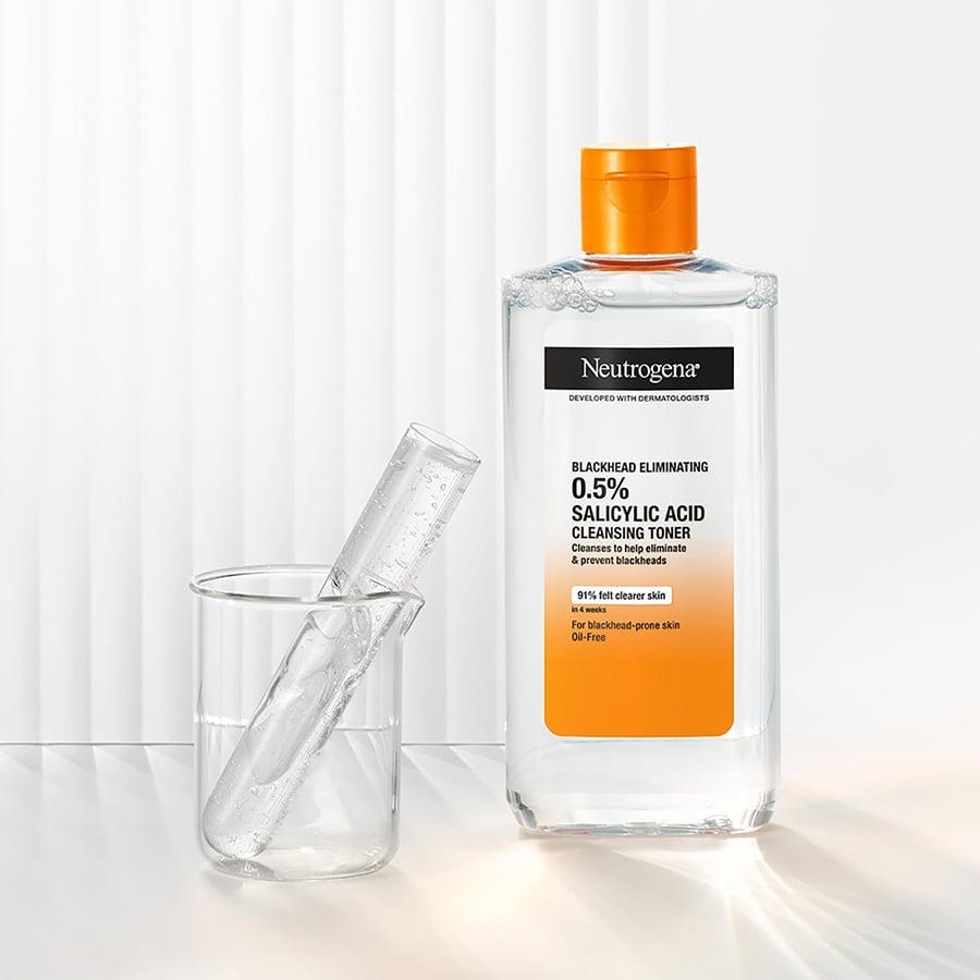 تونر نايتروجينا سالسليك اسيد  - 200 مل | NEUTROGENA Blackhead Eliminating 0.5% Salicylic Acid Cleansing Toner - Barbie.phar